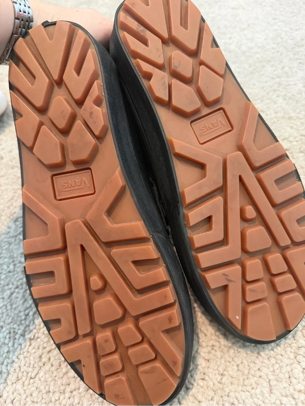 Vans Men’s Black Leather Tassel Loafers lug sole. Mens 7.0 Women’s 8.5.